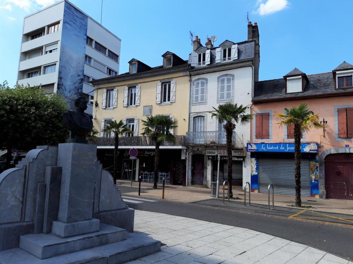 Appartement Hypercentre Tarbes - 2 Grandes Chambres Eksteriør billede